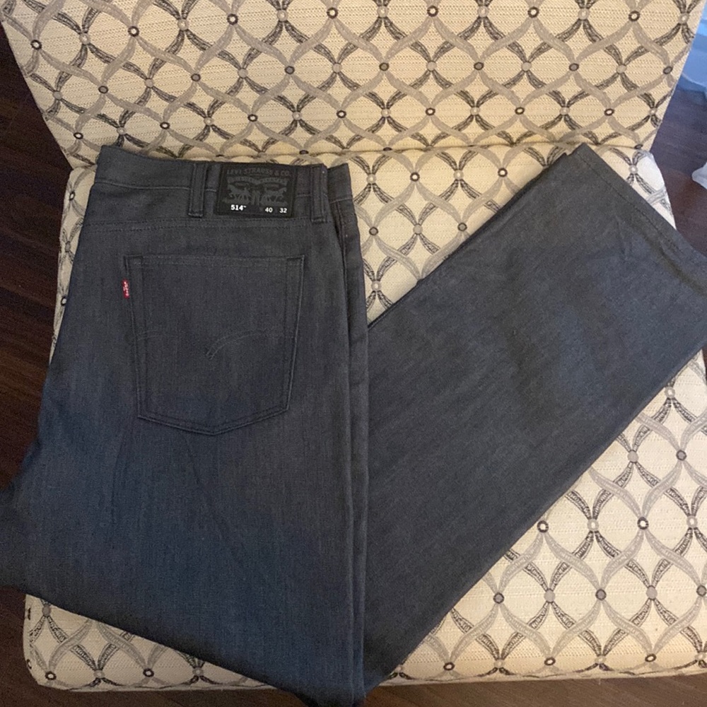 NWOT Levi’s 514 jeans